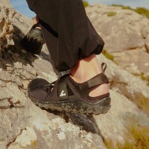 Vivobarefoot Tracker Sandal | Women’s size 37